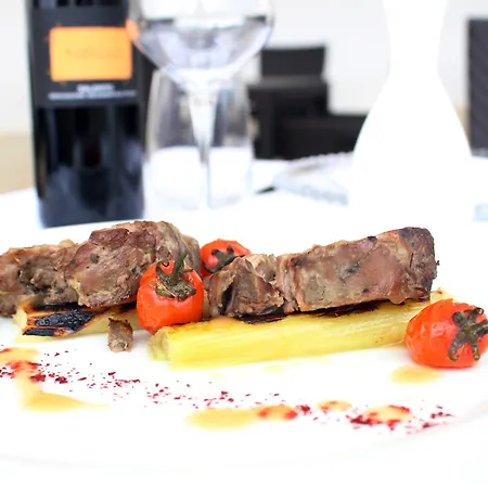 호텔 Golf & 아카야