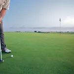 Golf & Hotel