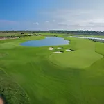Golf & 4*