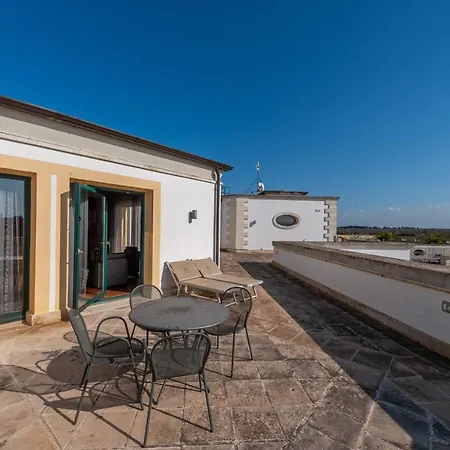 Golf & מלון אקאיה