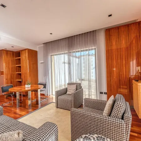 Hotel Golf & 4*