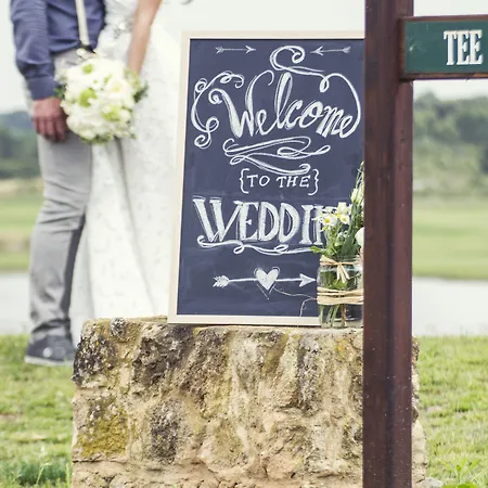 Golf & מלון אקאיה